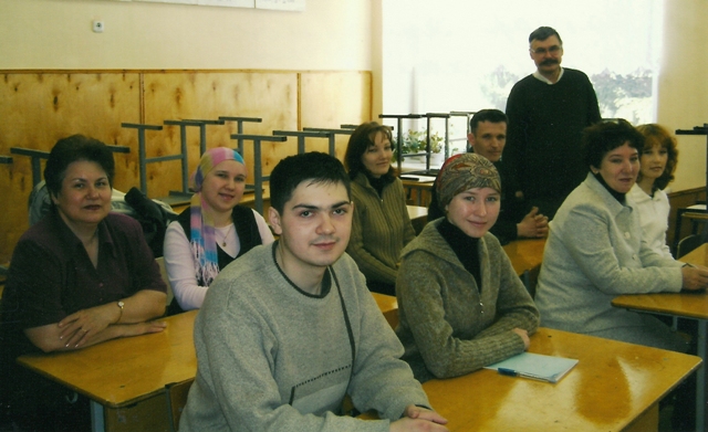 Татар халкы тарихын Риза БАҺАУТДИНОВ укыта.