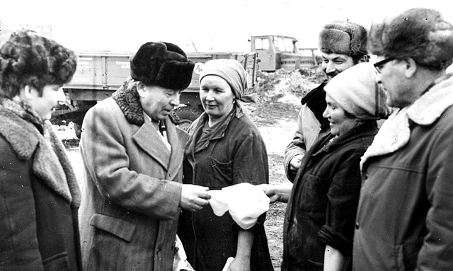 На встрече Р.Миннуллина и Н.Даули с доярками Камышлы