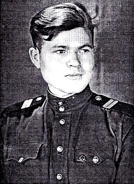 Младший сержант А.Насыров.