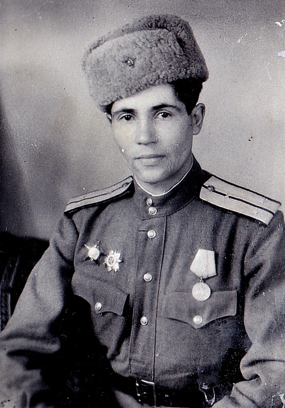 В г. Воронеже, декабрь 1945 года